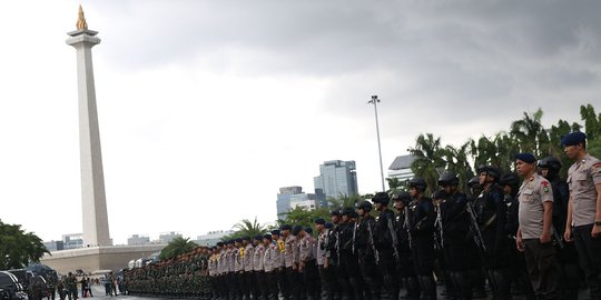 Malam Tahun Baru, Polisi Perketat Pengamanan di Monas, Ancol, Ragunan, HI dan TMII