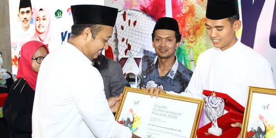 Asrorun Niam Dinilai Sebagai Tokoh Konsisten dalam Pengembangan Generasi