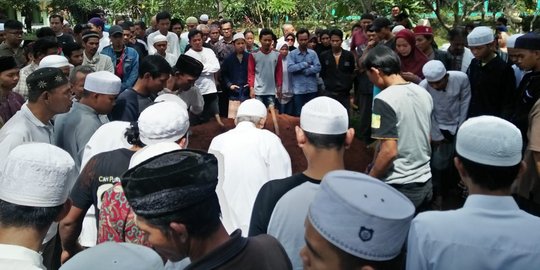 Satu Warga Ciputat Korban Tsunami Banten Meninggal Setelah Seminggu Berobat Jalan