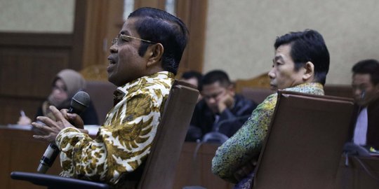 Ekspresi Idrus Marham Bersaksi di Sidang Dugaan Suap PLTU Riau 1