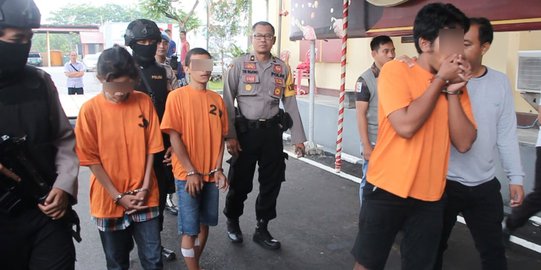 Terbelit Utang, Pasutri Jadi Otak Perampokan Sopir Taksi Online di Mojokerto