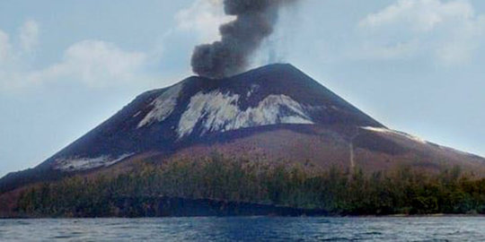 Dalam Enam Jam, Gunung Anak Krakatau 13 Kali Gempa