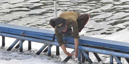 Kurangi Pencemaran di Kali Item, DKI Bangun 10 Instalasi Pengolahan Air Limbah