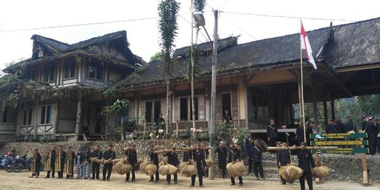 Pamali Jual Nasi di Desa Sirnaresmi