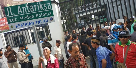 Protes Plang Nama Jalan, Seratusan Warga Geruduk DPRD Medan