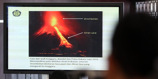 PVMBG Catat Gunung Anak Krakatau Mengalami 46 Erupsi