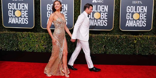 Kemesraan Irina Shayk dan Bradley Cooper di Golden Globe Awards