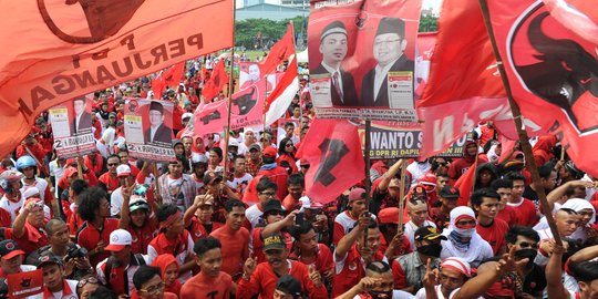 Survei Terbaru LSI Denny JA Sebut PDIP Menang Pemilu Jauh di Atas Gerindra