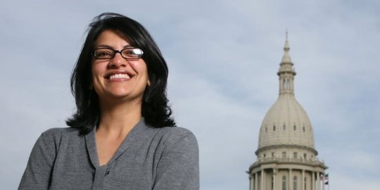 Anggota Kongres Amerika Serikat Rashida Tlaib Hapus Israel dari Peta di Kantornya