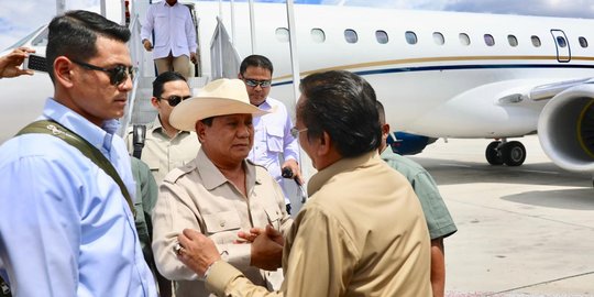 Tiba di Palu, Prabowo Disambut Gubernur Sulteng dan Emak-emak