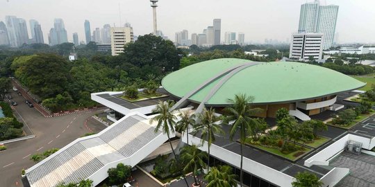 DPR Rapat dengan BNPB Bahas Evaluasi Penanganan Bencana 2018