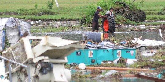 Ulurkan Tangan untuk Korban Tsunami Selat Sunda Bersama KLY