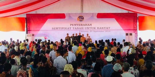 Lampaui Target, Pemerintah Jokowi Bagikan 9,3 Juta Sertifikat Tanah di 2018