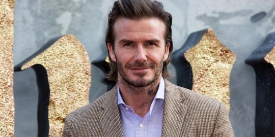 Biasa Maskulin, David Beckham Mendadak Dandan Menor
