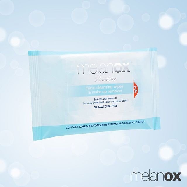 melanox facial cleansing wipes and make up remover