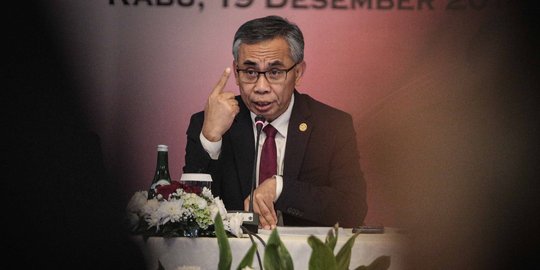 Tahun Politik, Bos OJK Prediksi Tak Surutkan Minat IPO