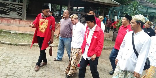 Kunjungi Keraton Kanoman Cirebon, Pengurus PSI Dapat Pesan Khusus dari Patih Raja