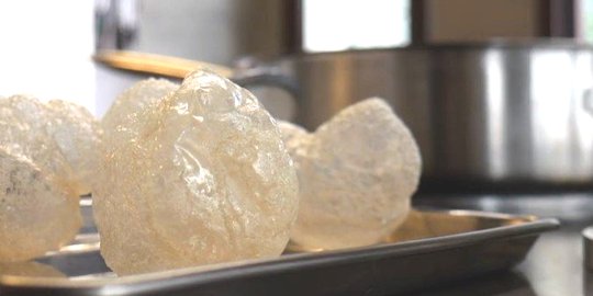 Restoran di Italia Tawarkan Kudapan Unik Berupa Udara Goreng