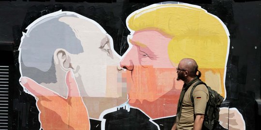 Pertemuan Rahasia Trump dan Putin yang Kini Jadi Polemik di AS