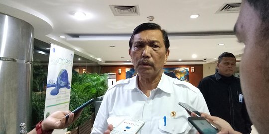 Menko Luhut soal Sistem OSS: Kongkalikong Pejabat Daerah Akan Berkurang