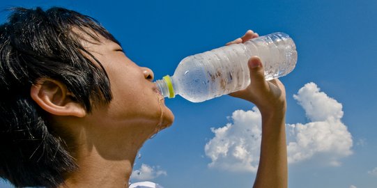 Apakah Bahaya Minum Air Putih Terlalu Banyak Paul Edmunds 5348