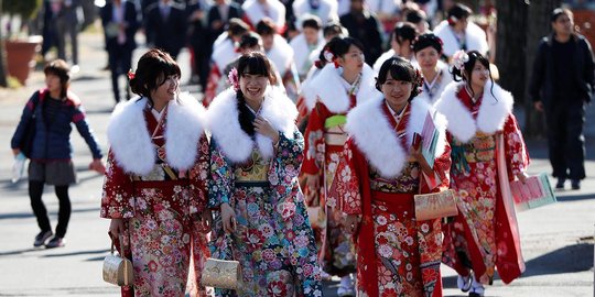 Kegembiraan Gadis-Gadis Jepang Rayakan Hari Kedewasaan