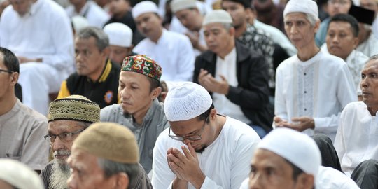 2 Jemaah Umroh Asal Mojokerto Sudah 5 Hari Telantar di Bandara Madinah
