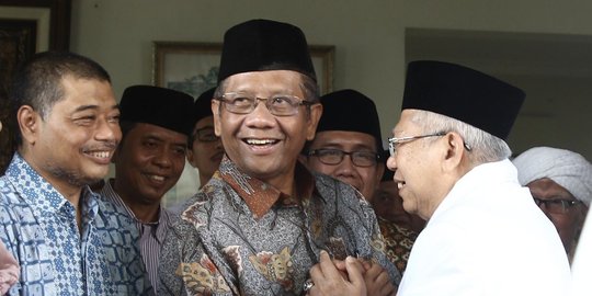 Mahfud MD Minta Masyarakat Cermati Janji Capres dalam Acara Debat