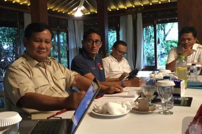 prabowo sandi kumpul di hambalang