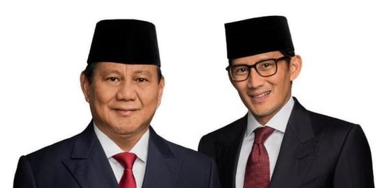 Prabowo-Sandi Bakal Pakai Setelan Jas dan Peci Hitam saat Debat