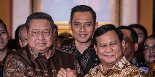SBY Absen, AHY Dampingi Prabowo-Sandiaga di Arena Debat Capres