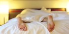 Tak Perlu Terbangun, 4 Cara ini Bikin Kamu Bakar Lemak sambil Tertidur