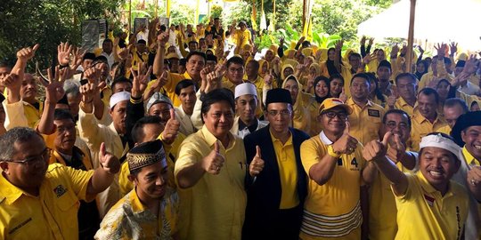 Airlangga Targetkan Golkar Menang di Jabar Selatan