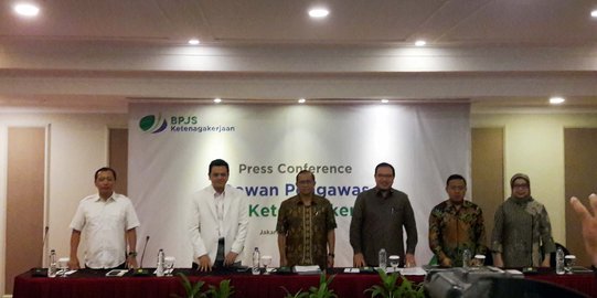 Jokowi Berhentikan Anggota Dewan Pengawas BPJS yang Diduga Lecehkan Staf