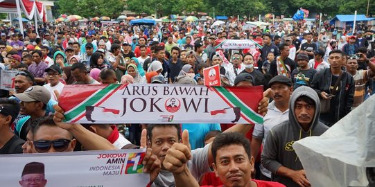 Relawan Jokowi Gelar Jalan Sehat di GOR Bundaran Patung Bumi Wali Tuban