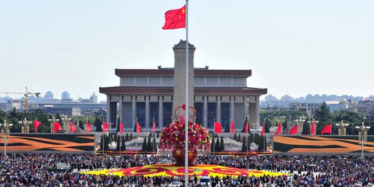Kejamnya Perusahaan di China, Pegawai Disuruh Merangkak sebab Tak Capai Target