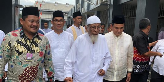 Bahas Pembebasan Ba'asyir, Jokowi Panggil Wiranto dan Yasonna ke Istana Bogor