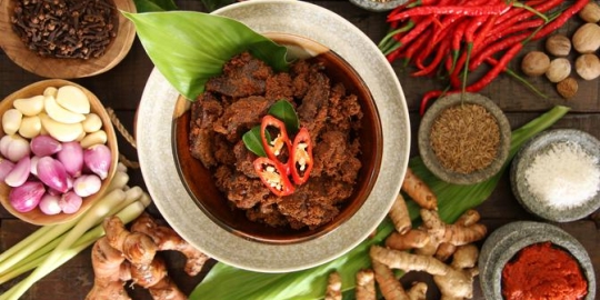 Kisah Diaspora Indonesia Sukses Berbisnis Bumbu Rendang di Amerika Serikat