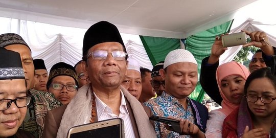 Mahfud Nilai Jokowi & Prabowo Belum Ada Gagasan Reformasi Birokrasi