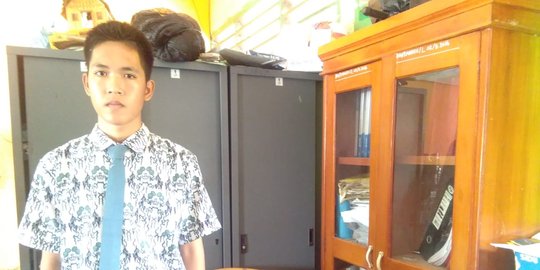 Keluarga Bantah Ade Saputra Bisa Keluarkan Listrik dari Tubuh
