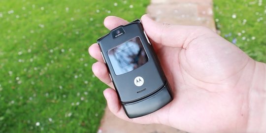 Ini Bocoran Smartphone Lipat Motorola RAZR, Ponsel Flip yang Lahir Kembali