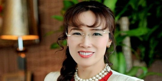 wanita pertama di vietnam rev1