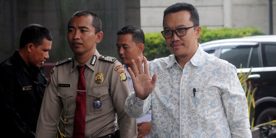 Menpora Iman Nahrawi Penuhi Panggilan KPK