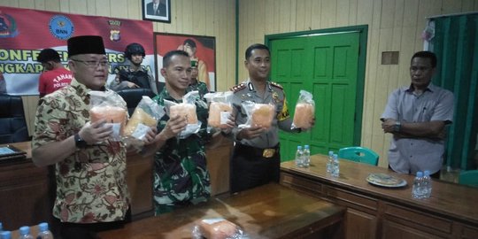 2 Anggota Kodim Tanjung Redeb Sergap Pria Mencurigakan, 7 Kg Sabu Disita