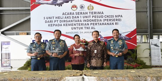 PTDI Serahkan 5 Helikopter Anti Kapal Selam ke TNI AL