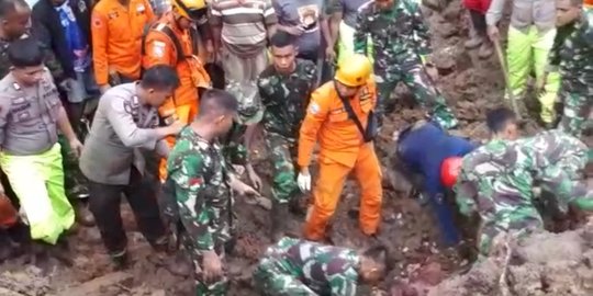 Banjir 10 Kabupaten di Sulsel, 30 Orang Meninggal Ribuan Warga Mengungsi