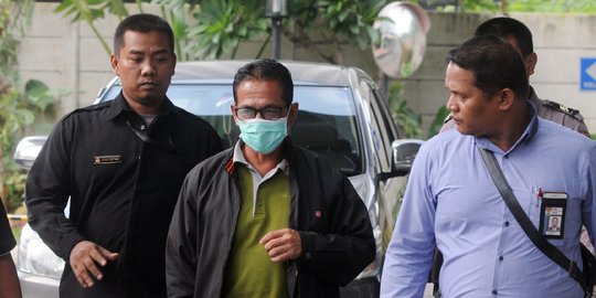 KPK Tetapkan Bupati Mesuji Khamami Tersangka Suap Proyek Infrastruktur