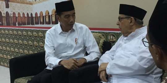 Presiden Jokowi dan Ibu Negara Sowan ke Quraish Shihab