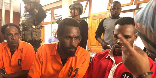 Pemasok Senjata ke KKB Papua Diganjar 2 Tahun 6 Bulan Penjara