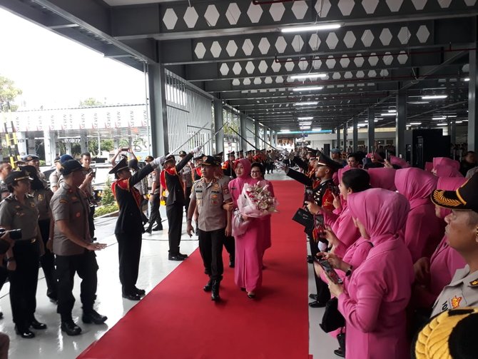 pisah sambut kapolda metro jaya